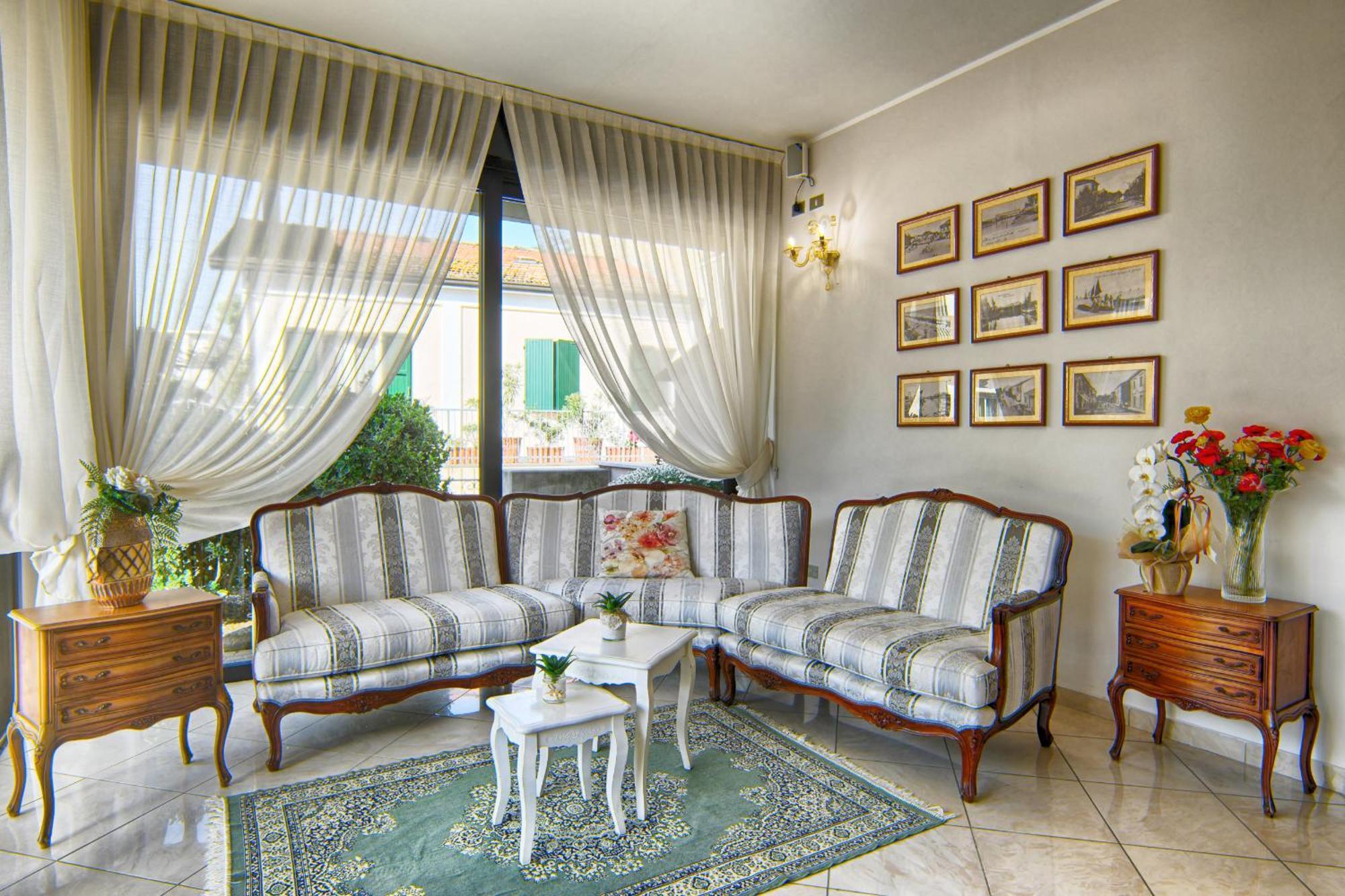 Villa Zavatta "B&B - Rooms & Apartments" Bellaria-Igea Marina Extérieur photo