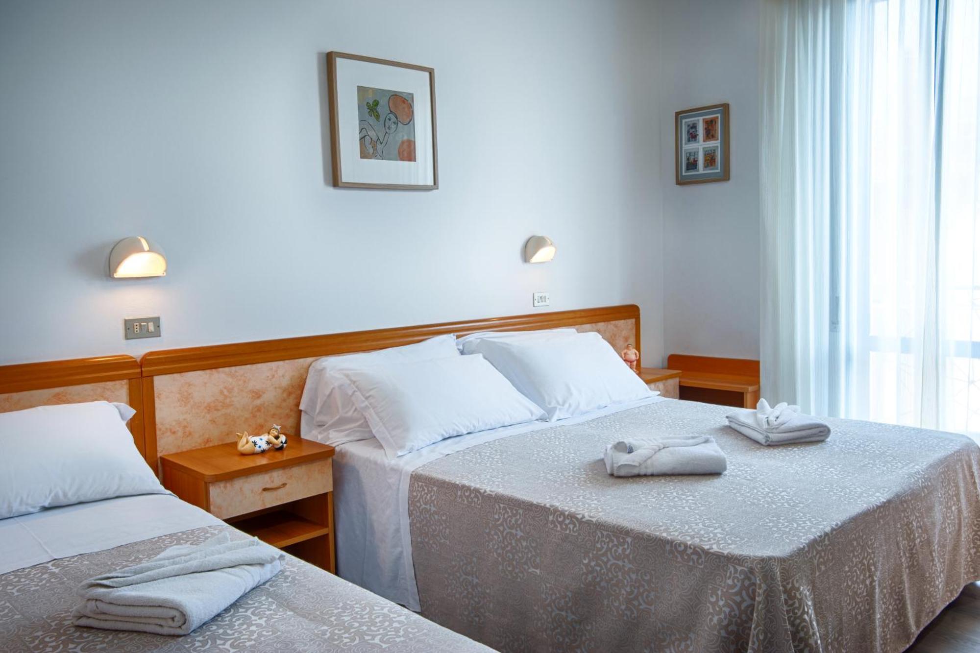 Villa Zavatta "B&B - Rooms & Apartments" Bellaria-Igea Marina Extérieur photo